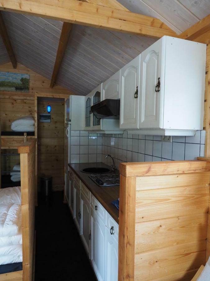 Chalet - Camping 'T Dekske Wintelre Exteriér fotografie