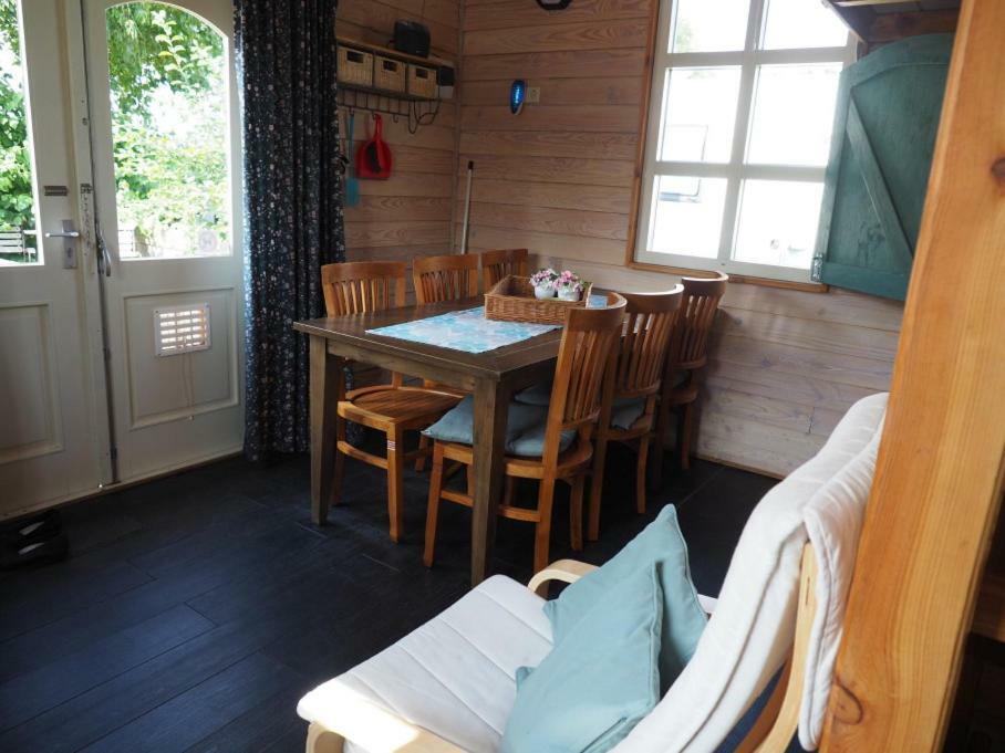 Chalet - Camping 'T Dekske Wintelre Exteriér fotografie
