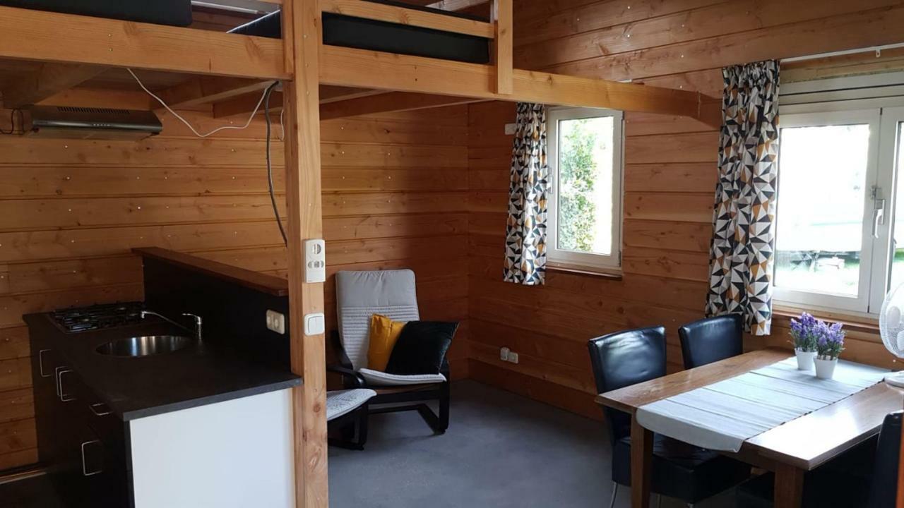 Chalet - Camping 'T Dekske Wintelre Exteriér fotografie